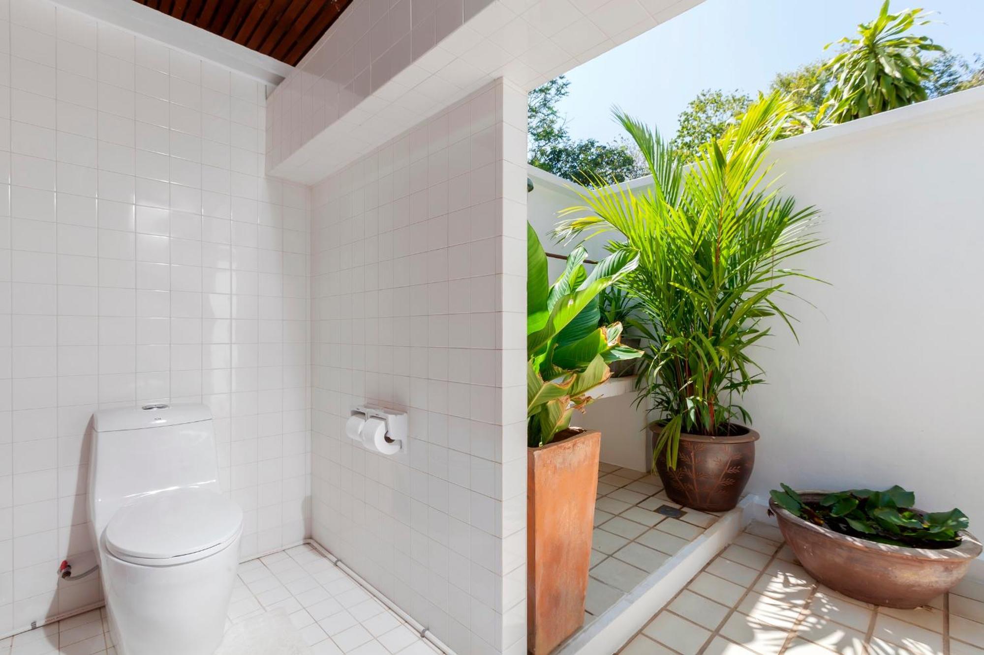 Baan Khunying - Secluded Phuket Beachfront Villa Rawai Luaran gambar