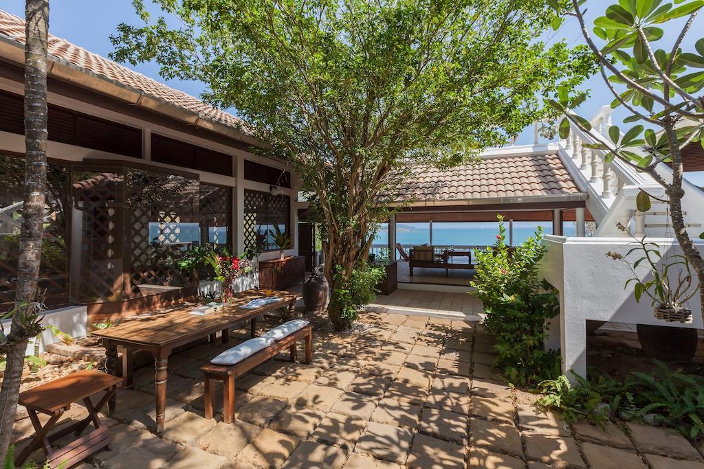 Baan Khunying - Secluded Phuket Beachfront Villa Rawai Bilik gambar