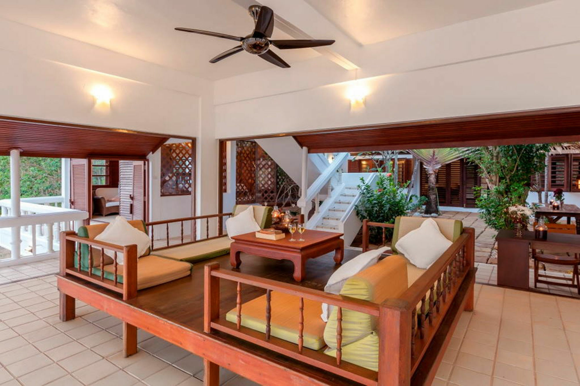Baan Khunying - Secluded Phuket Beachfront Villa Rawai Luaran gambar