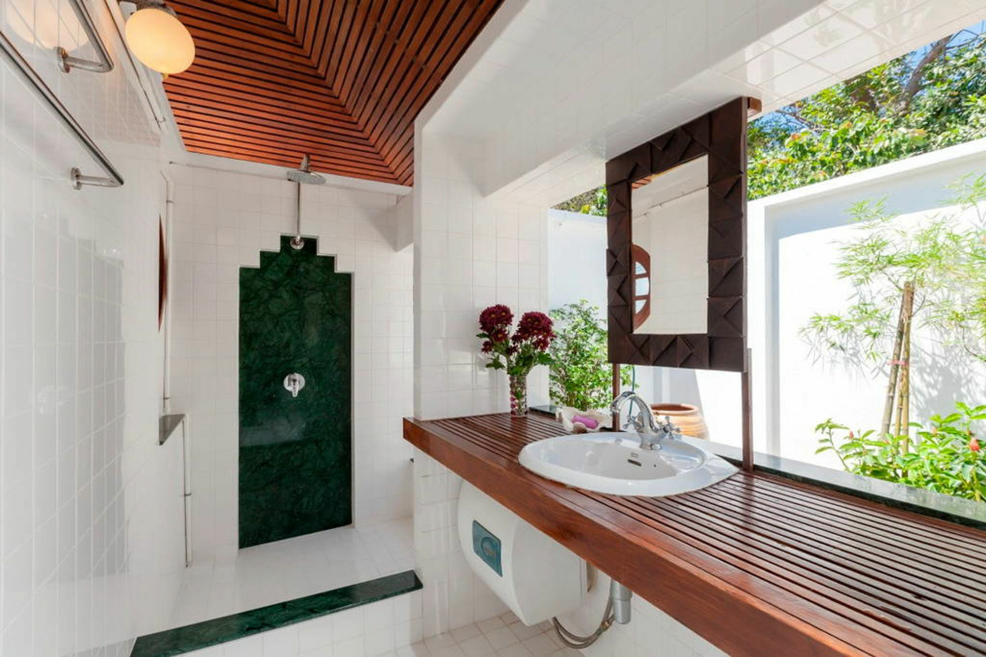 Baan Khunying - Secluded Phuket Beachfront Villa Rawai Luaran gambar