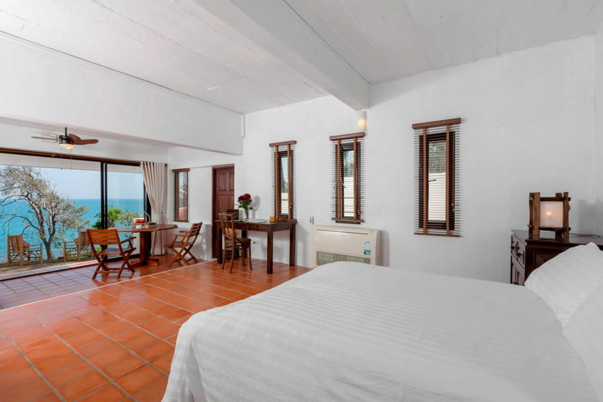 Baan Khunying - Secluded Phuket Beachfront Villa Rawai Luaran gambar